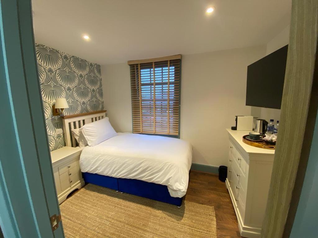 The Ship Hotel Chelmsford Eksteriør billede