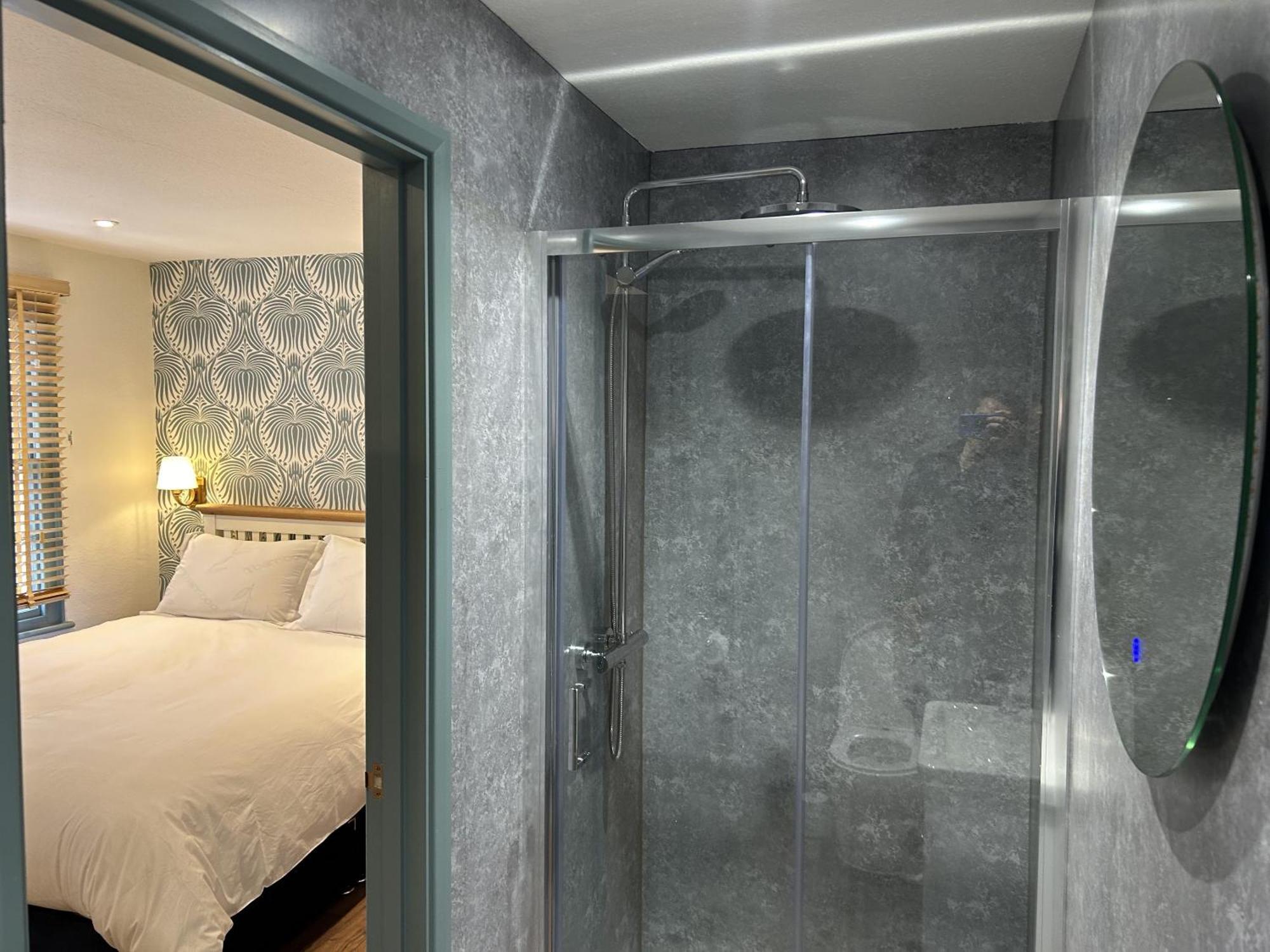 The Ship Hotel Chelmsford Værelse billede
